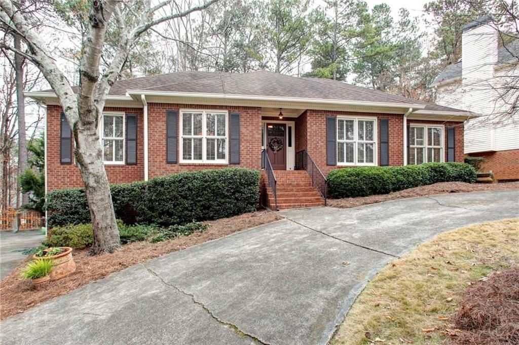 SOLD -- 4286 Windy Gap Court, Kennesaw, GA 30144